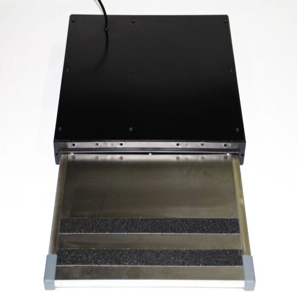 EB-030 ELECTRIC DOOR STEP